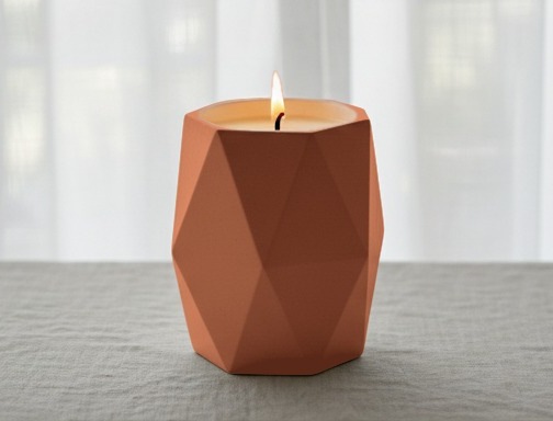 Suport Geometric înalt din ipsos, culoare terracotta, cu lumânare de soia